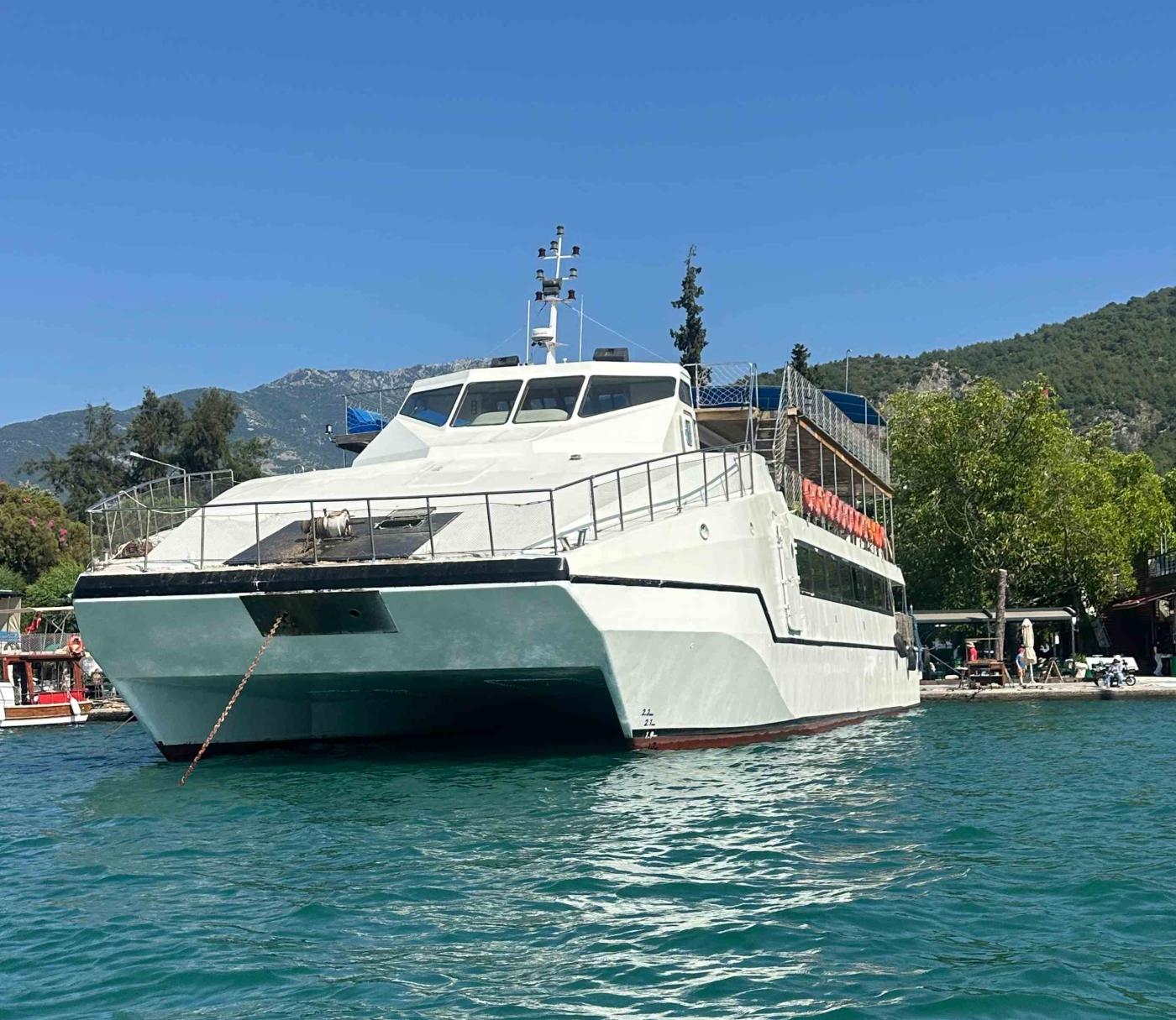 Go 1389 - Passenger Catamaran - 32m