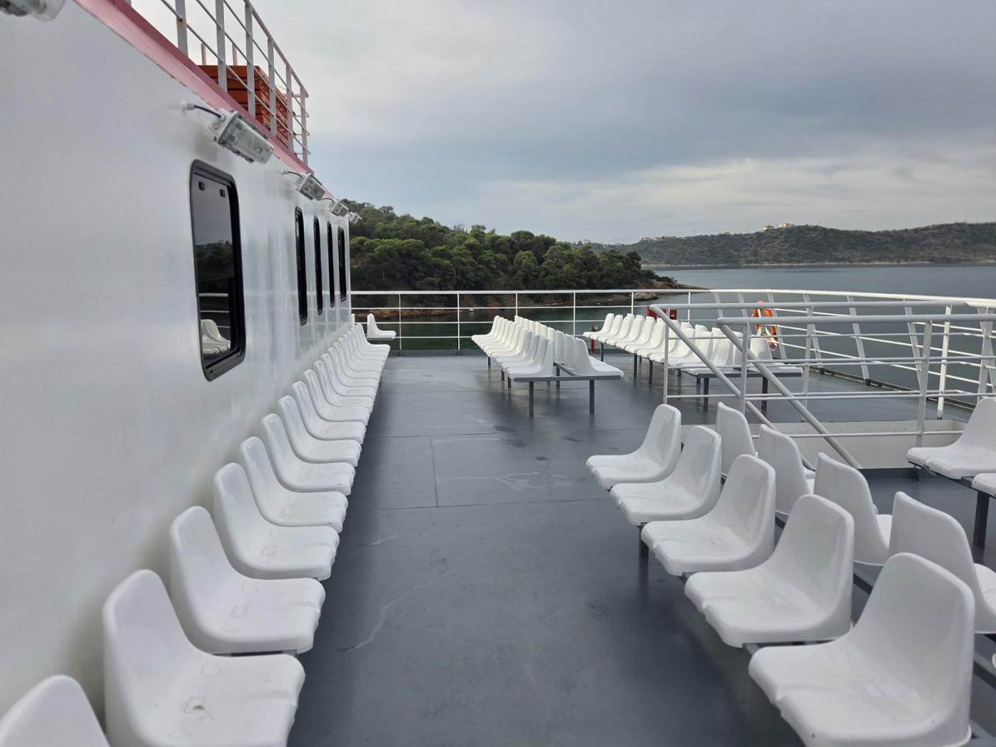 Go 1559 - Double Ended Ferry - 75m
