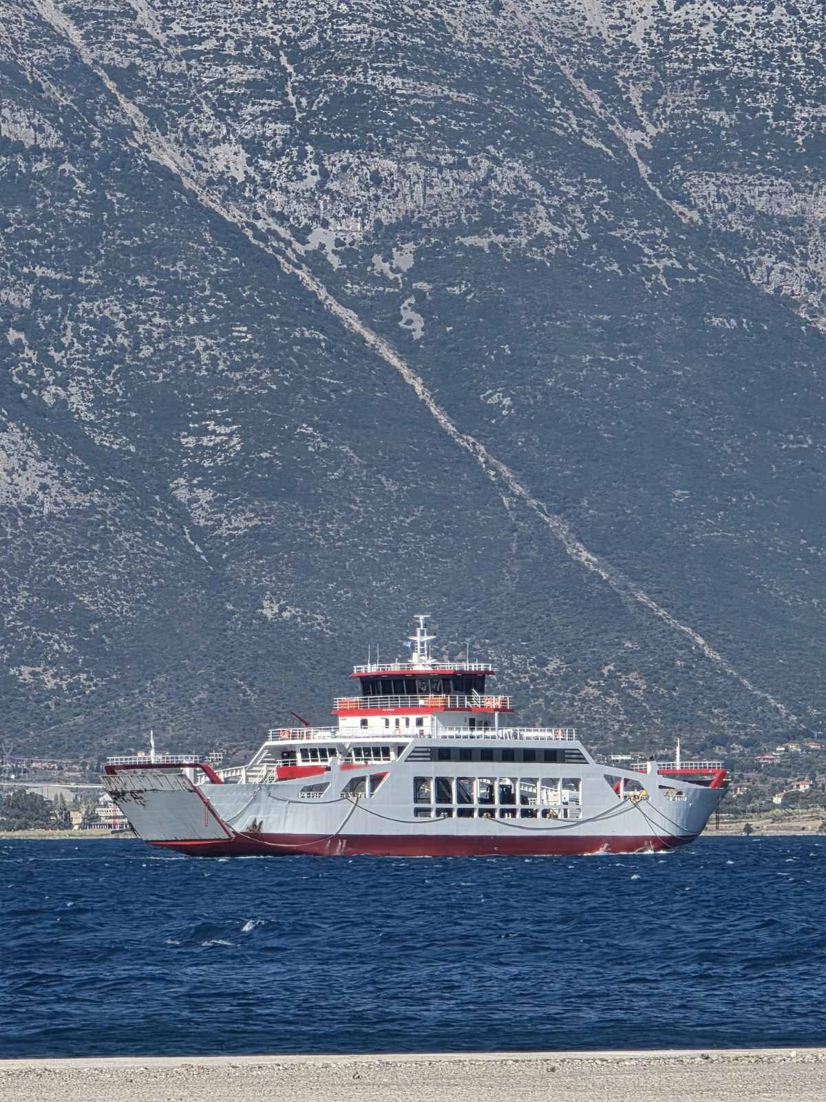 Go 1559 - Double Ended Ferry - 75m