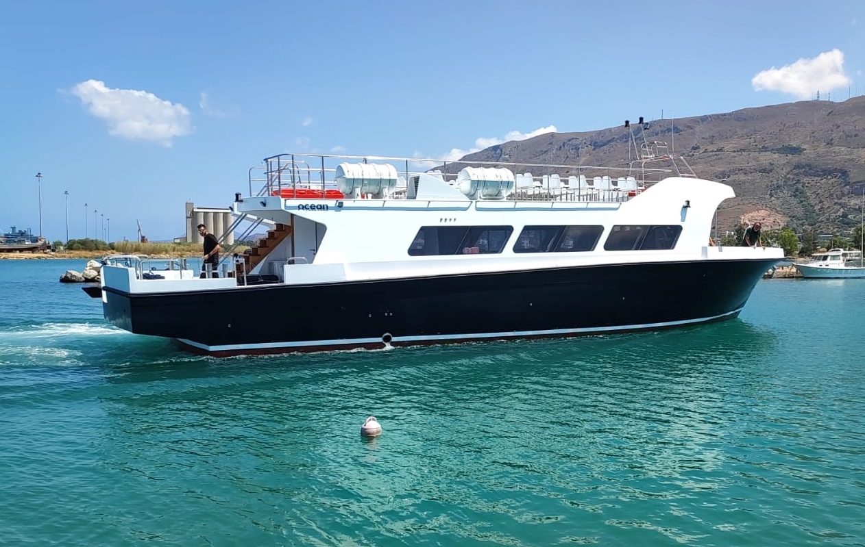 Go 1595 - Day Passenger Boat - 21m