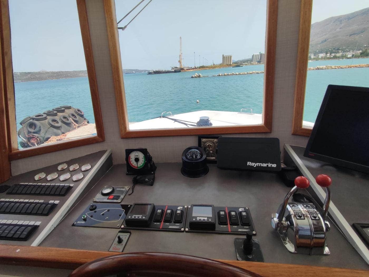 Go 1595 - Day Passenger Boat - 21m