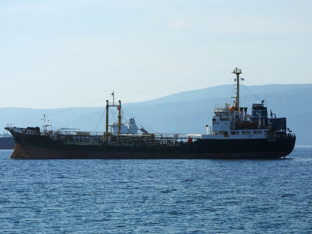 Go 1610 - Oil Tanker - 78m