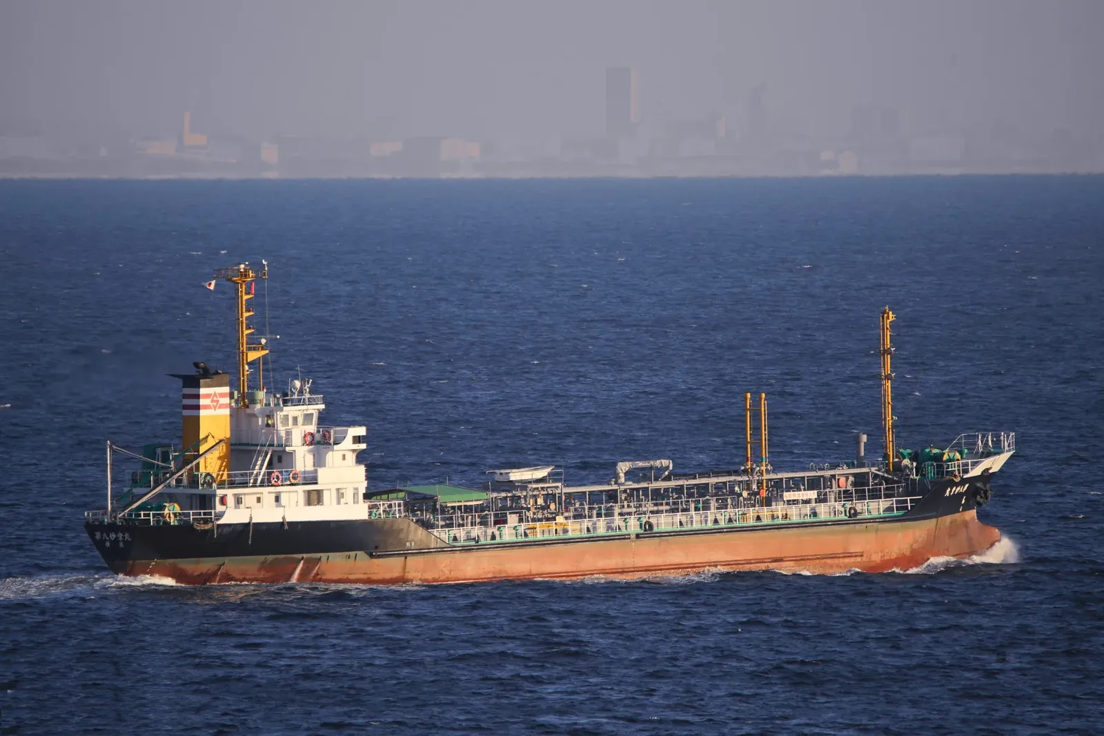Go 1636 - Oil Tanker - 70m