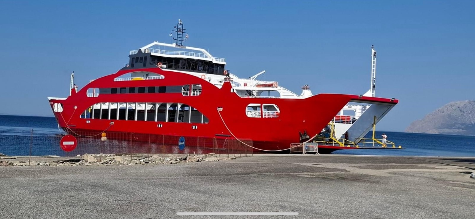 Go 1557 - Double Ended Ferry - 84m