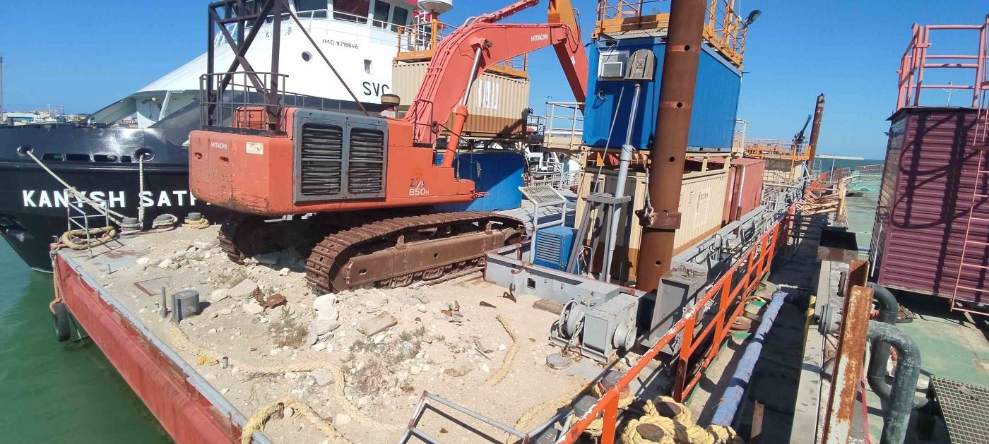 Go 1609 - Backhoe Dredger - 60m