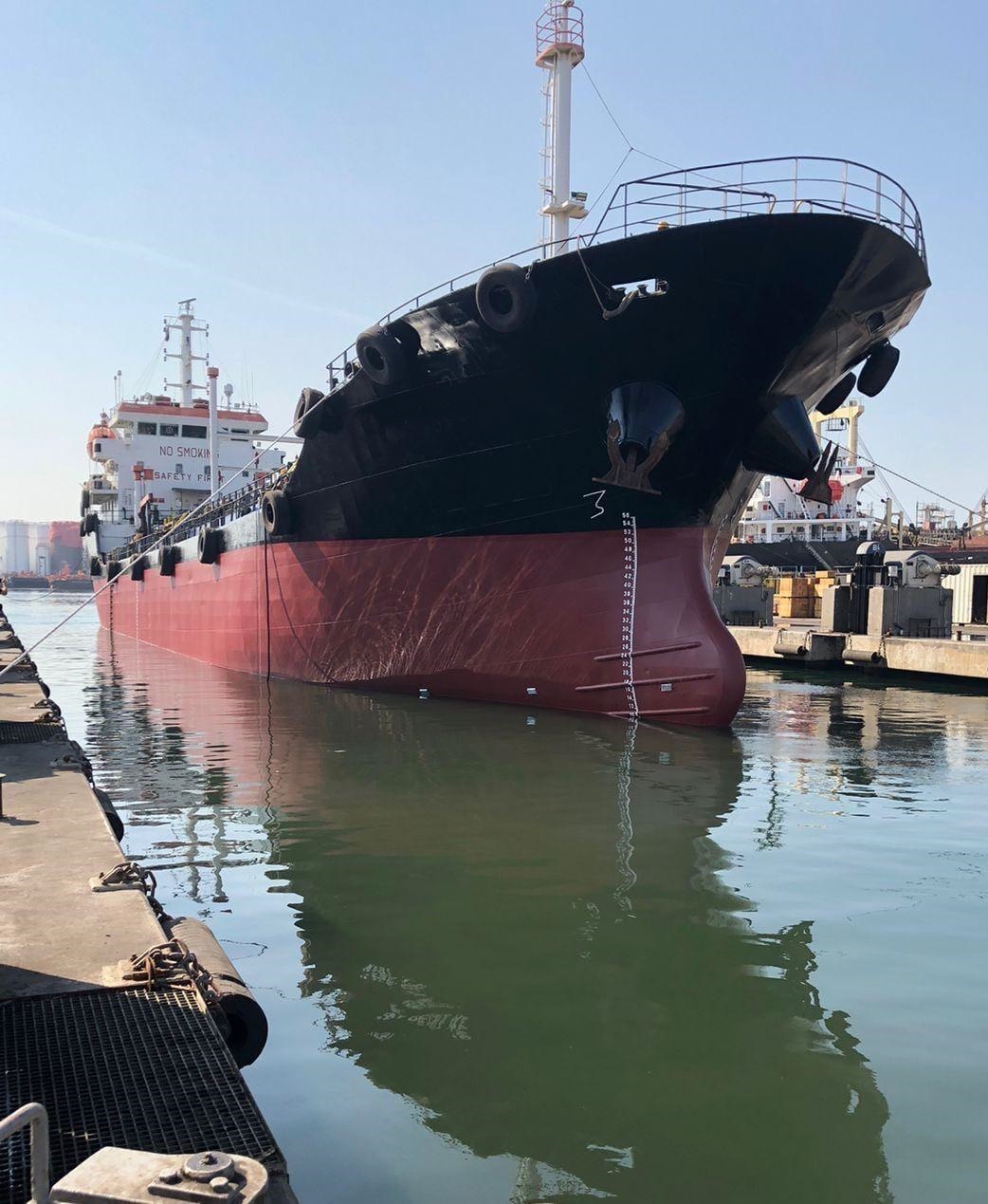 Go 1650 - Oil Tanker - 88m
