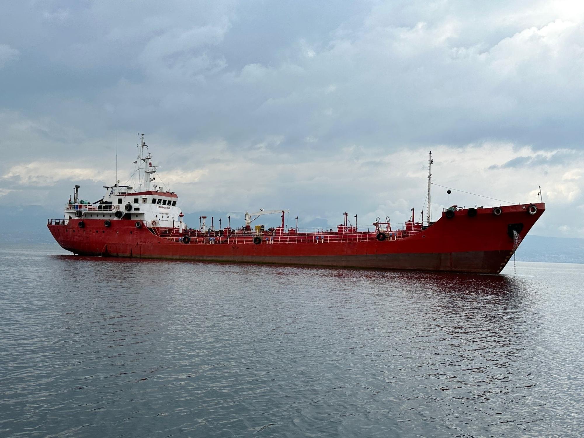Go 1723 - Oil Tanker - 71m