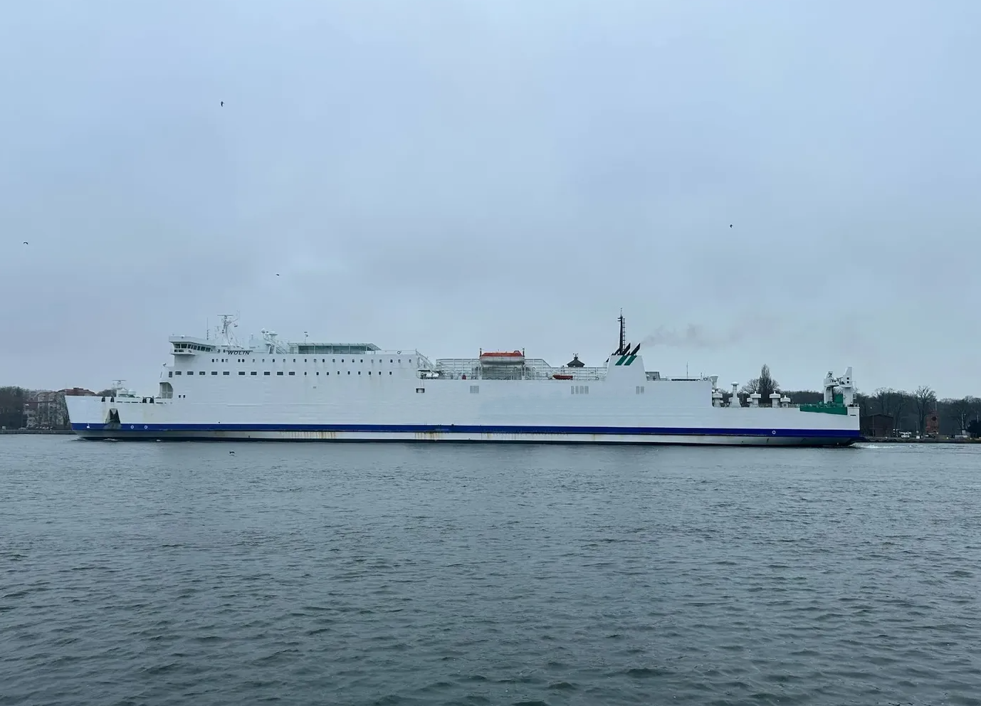 Go 1745 - Night RoPax Ferry - 188m
