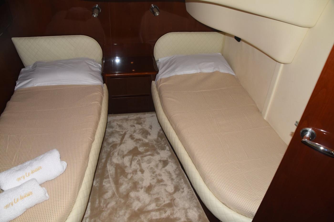 GY 216 - Motor Yacht - 14m