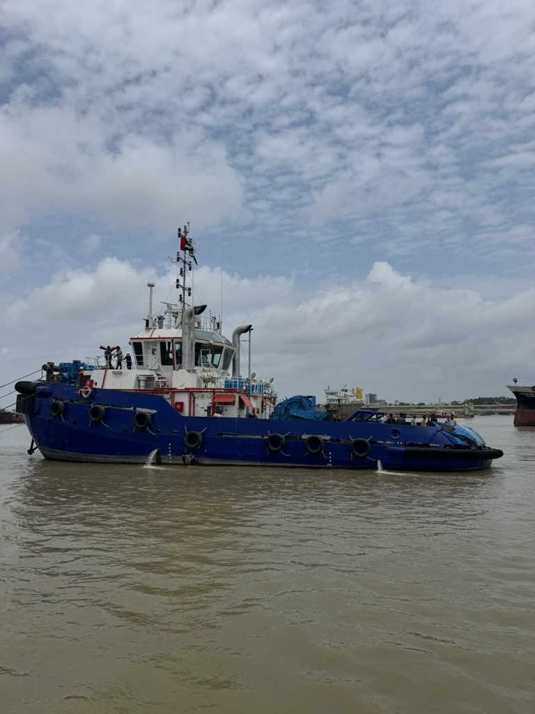 Go 1811- Tug Boat - 32m