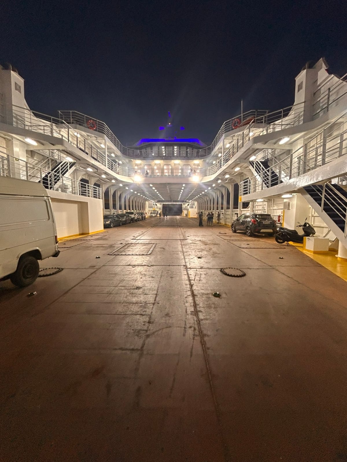 Go 1600 - Double Ended Ferry - 92m