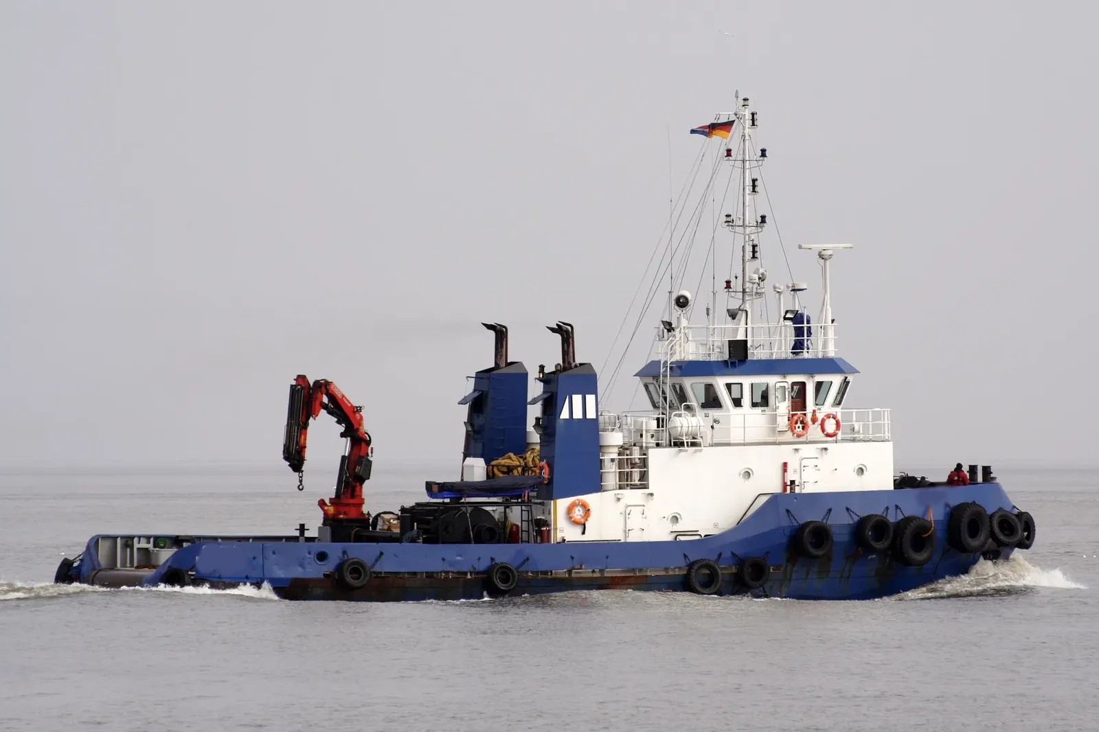 Go 1846 - Tug Boat - 30m