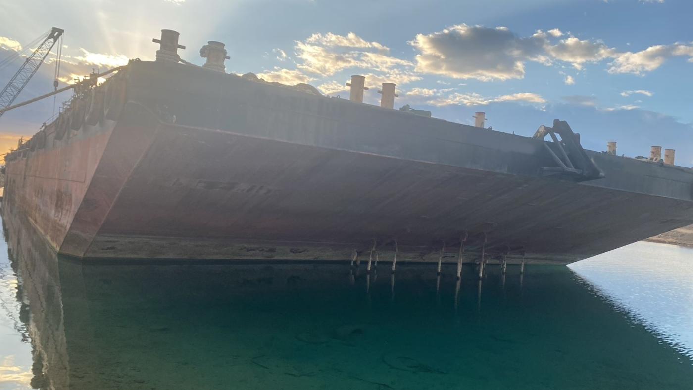 Go 1851 - Flat top deck barge - 100m