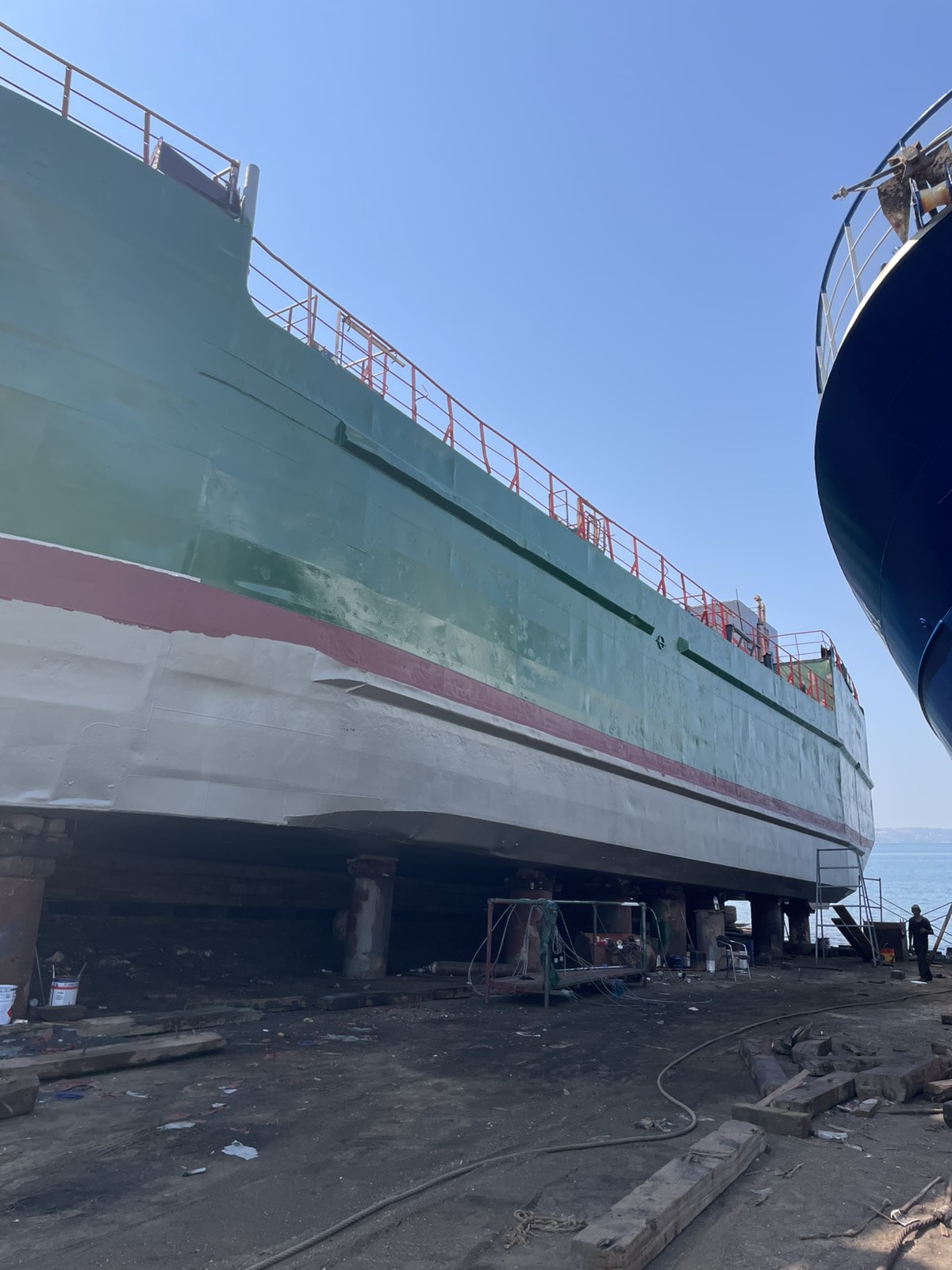 Go 1879 - Bottom Door Barge - 47m