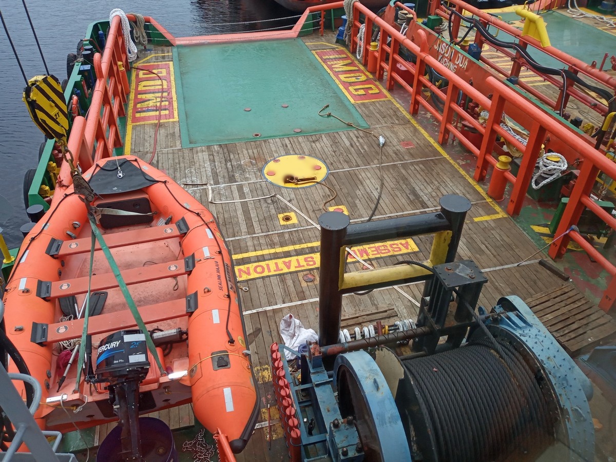 Go 1892 - Tug Boat - 38m