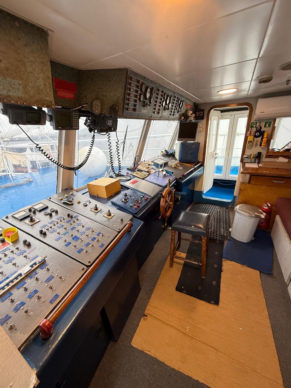 Go 0040 - Day Passenger Boat - 40m