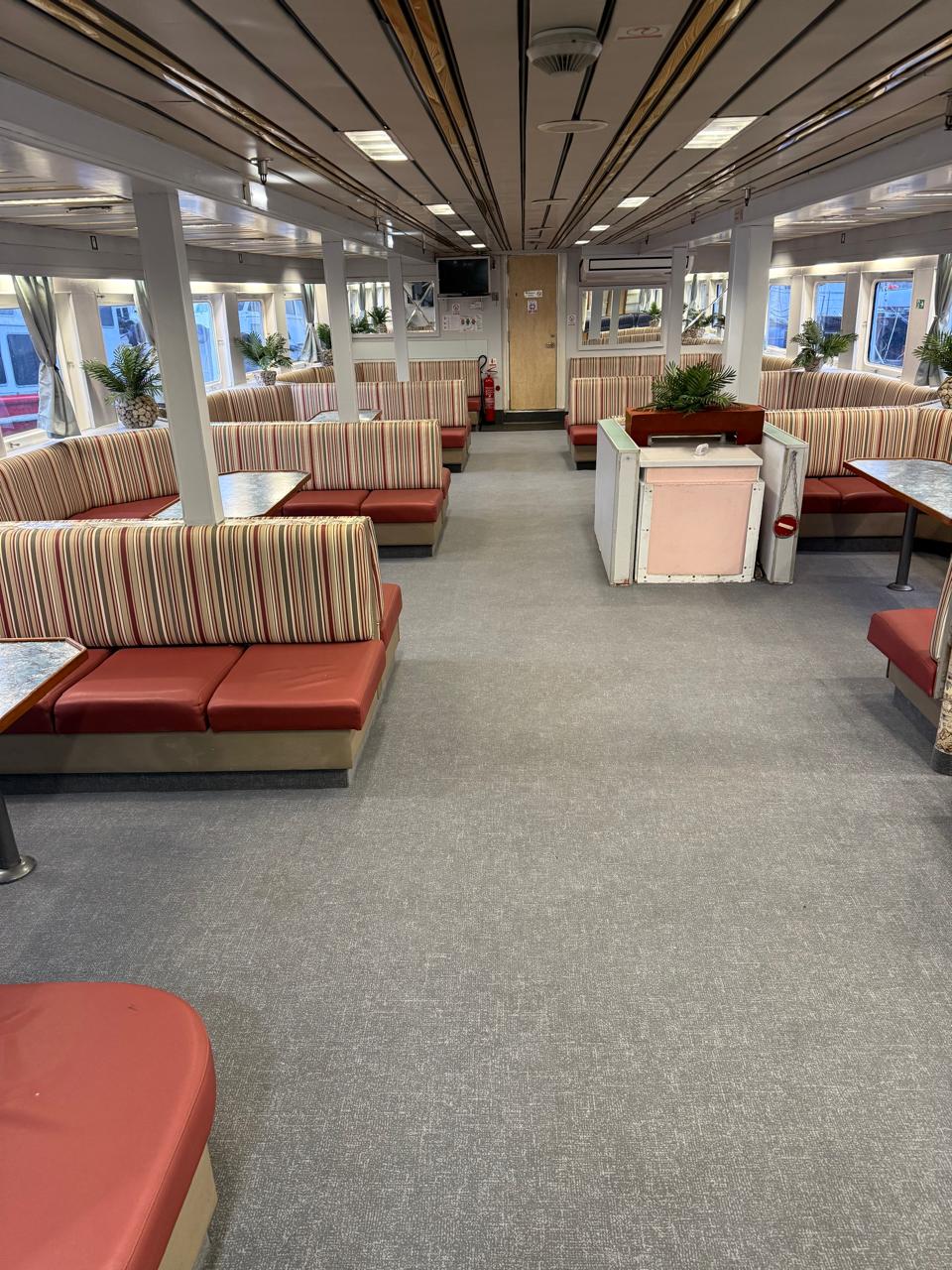 Go 0040 - Day Passenger Boat - 40m